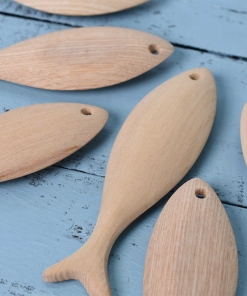 FISH SHAPE CARVED WOOD