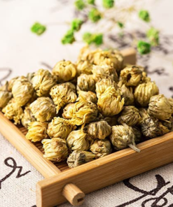 DRIED CHRYSANTHEMUM FLOWER BUDS