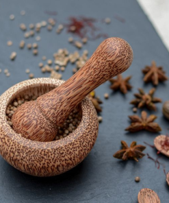 COCONUT WOOD MORTAR AND PESTLE
