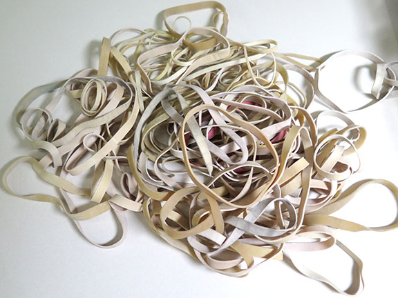 rubber bands used to hold things