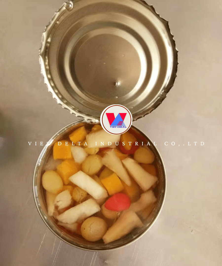 Canned fruit cocktail