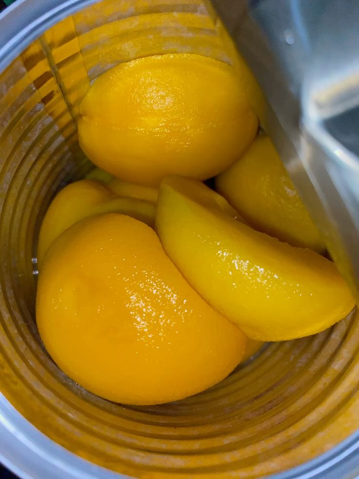 Canned peach halves in light syrup 20oz - Image 2